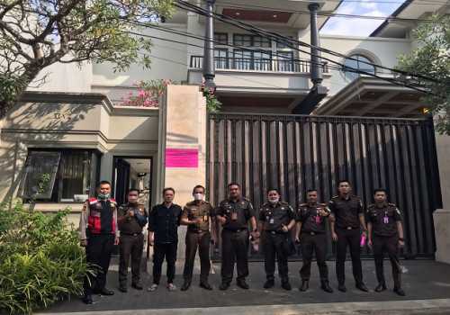 Kejaksaan  RI Sita Aset  Benny Tjokosaputro, Kasus PT Asuransi Jiwa Seraya dan PT Asabri