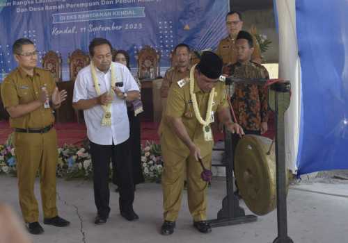 DP2KB2PA Kendal Launching Kampung Keluarga Berkualitas