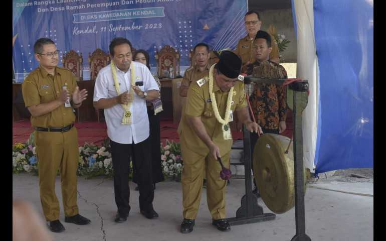DP2KB2PA Kendal Launching Kampung Keluarga Berkualitas