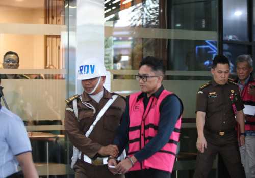 Kejaksaan Agung Tetapkan Tiga Tersangka Baru dalam Kasus Korupsi Proyek Infrastruktur BTS 4G