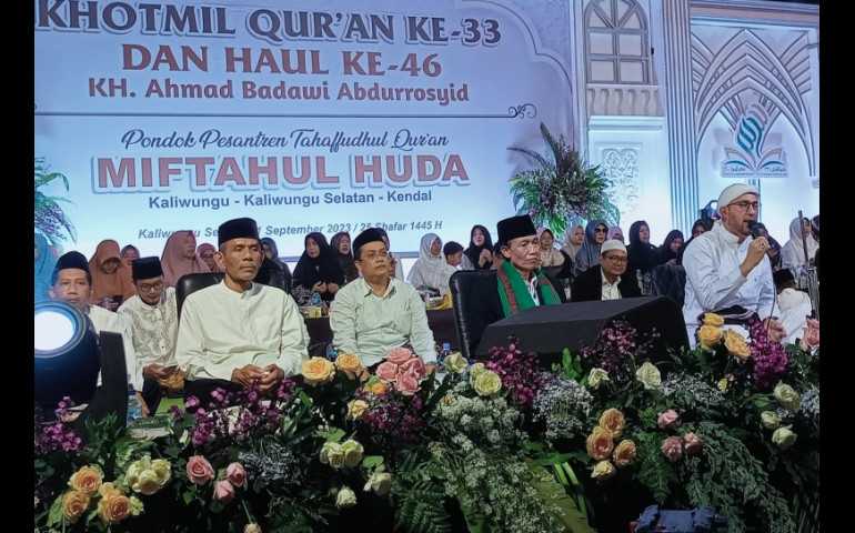 Ponpes Tanffudhul Quran Miftahul Huda Kendal Gelar Maulidurrosul dan Khotmil Quran ke-33