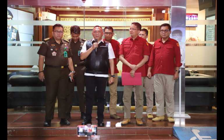 Tim Penyidik Direktorat Penyidikan Jampidsus Tetapkan Tiga Tersangka Kasus Korupsi Proyek Tol Japek