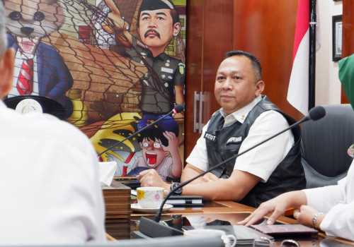 Terima Kunjungan BRGM, Kapuspenkum : Pentingnya Penerapan Unsur Kerugian Keuangan Negara di Sektor Perkebunan dan Pertambangan