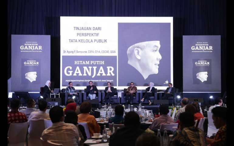 Lima Tokoh Nasional Kuliti Hitam Putih Ganjar