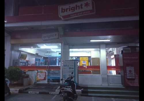 Bright Store : Pelanggan Nyaman Harga Terjangkau