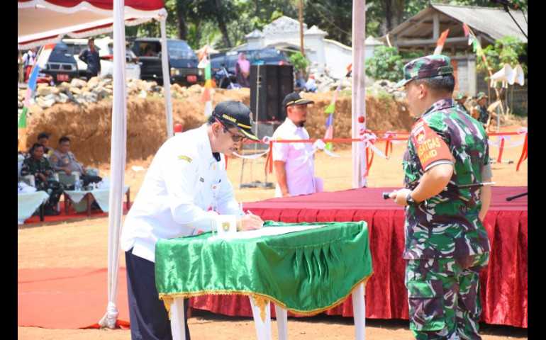 Buka Akses Jalur Desa, TMMD Regular ke 118 Resmi Dibuka di Purwogondo Kendal