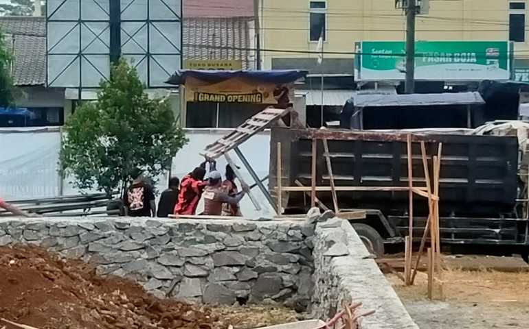 Diduga Penyelahgunaan Wewenang, Eks Kewedanan Boja Keluarkan Aset Milik Daerah
