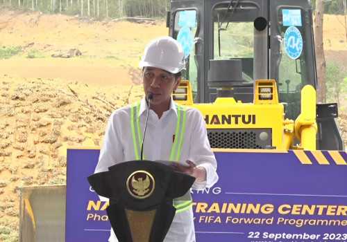Presiden Jokowi Resmikan Pusat Pelatihan Sepak Bola Nasional di IKN