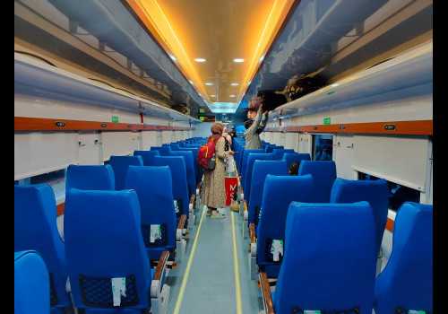 Semakin Nyaman, KA Jayabaya Kini Menggunakan Kereta Ekonomi New Generation