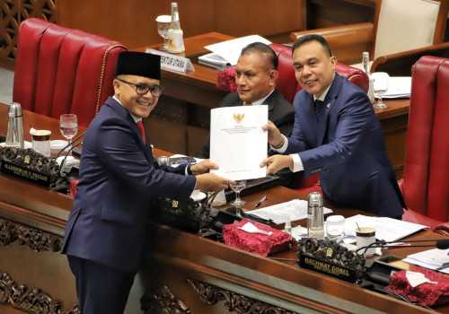 Paripurna DPR Resmi Sahkan RUU ASN