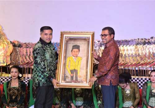 Gelar Pertunjukan Wayang Kulit di Puncak HUT TNI ke 78, Ferry Wawan Cahyono : Dekatkan Diri kepada Masyarakat Lewat Kesenian