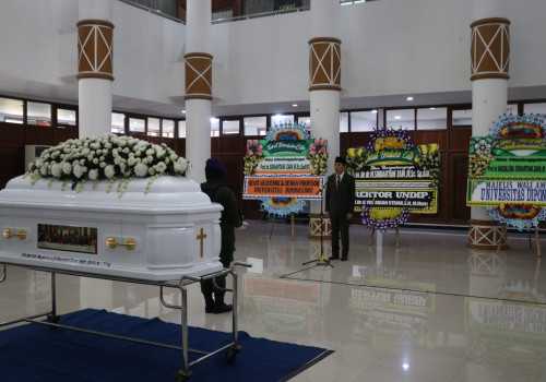 UNDIP Berduka atas Wafatnya Guru Besar Fakultas Kedokteran Prof Sidhartani