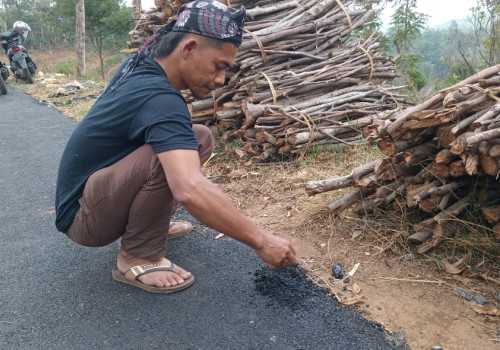 Warga Dusun Dawuhan Kendal Kecewa Pembangunan Jalan Desa Terkesan Asal-asalan