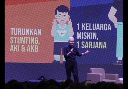 Entaskan Kemiskinan, Ganjar Programkan Satu Keluarga Miskin Satu Sarjana