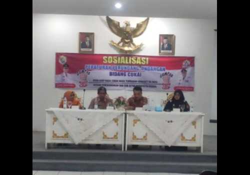 Tekan Peredaran Rokok Ilegal di Kendal, Bea Cukai Semarang Lakukan Sosialisasi di Dinas Lingkungan Hidup