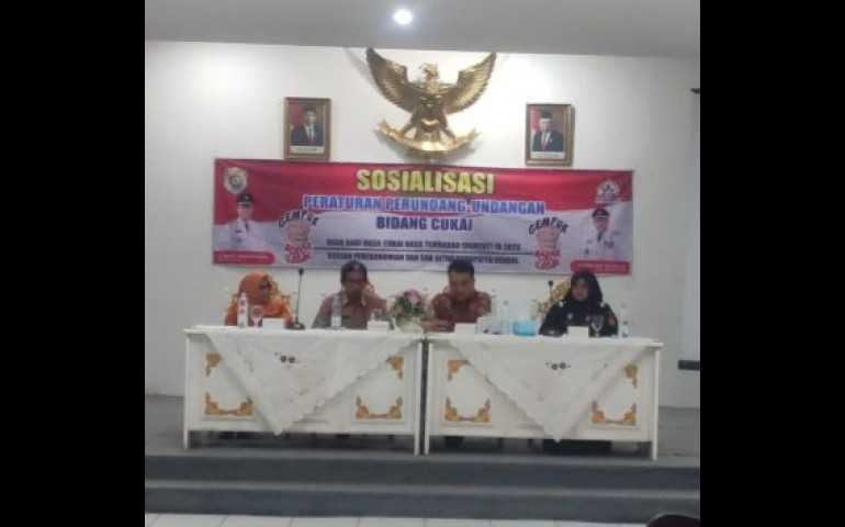 Tekan Peredaran Rokok Ilegal di Kendal, Bea Cukai Semarang Lakukan Sosialisasi di Dinas Lingkungan Hidup