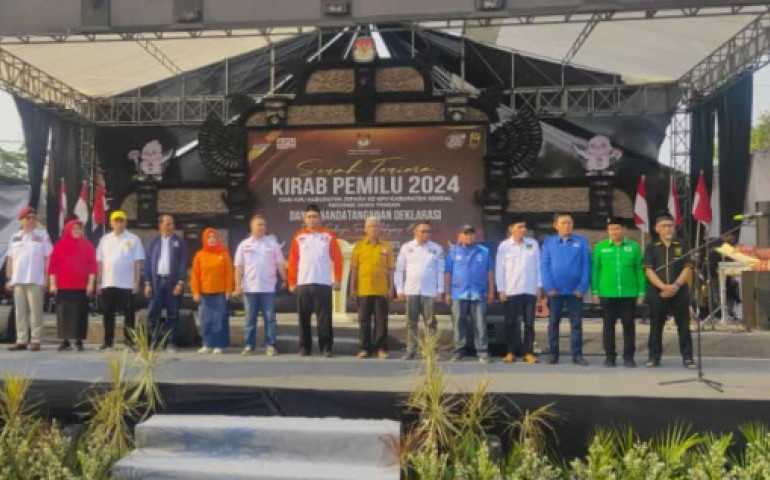Ciptakan Demokrasi Damai, KPU Kendal Gelar Kirab Menuju Setahun Pemungutan Suara 2024