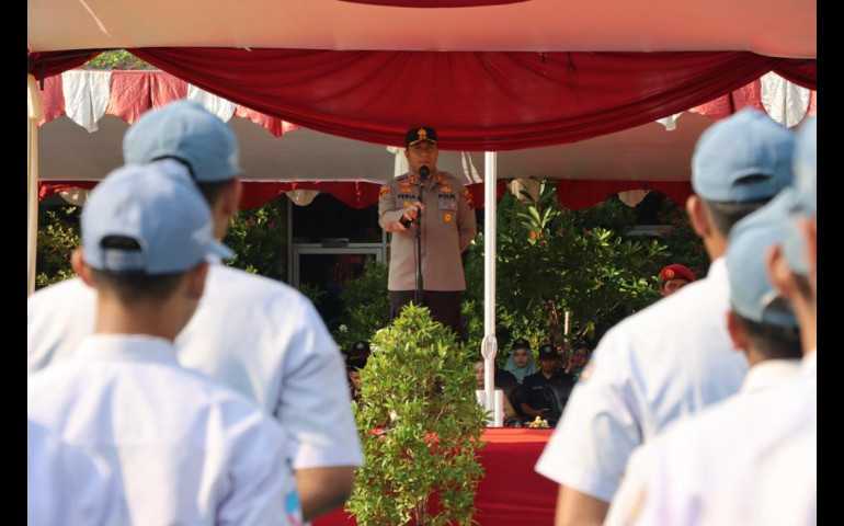 Stop Bullying Di Kalangan Pelajar, Kapolres Kendal Gelar Sosialisasi di SMK Bina Utama