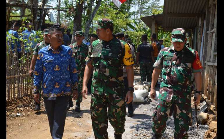 Kunjungan Tim Wasev ke Desa Purwogondo Kendal, Wabup Windu : Bersama Gotong Royong Bangun Desa