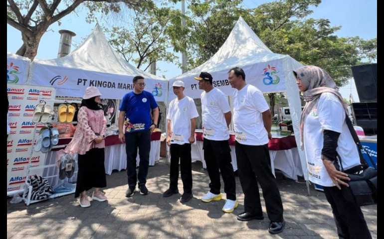 Semarak HUT ke 35, KIW Gelar Bazar Sembako Murah untuk Masyarakat