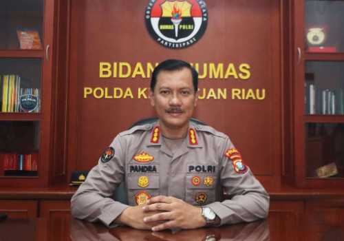 Polri Berikan Klarifikasi Terkait Video Viral Polisi Bawa Parang di Rempang