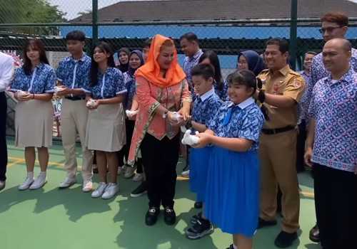 Komitmen Pemkot Semarang Hapus Kemiskinan Ekstrem Lewat Beasiswa Sekolah dari CSR dan Program Orang Tua Asuh