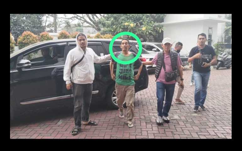 Dua DPO Asal Kejati Riau Berhasil Dibekuk Tim Tabur Kejagung di Jakarta