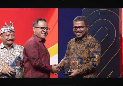 Ferry Wawan Cahyono Raih Penghargaan Best in Local Wisdom Empowerment pada IVL 2023