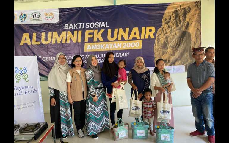 Dukung Pengentasan Stunting, Alumni FK Unair Angkatan 2000 Gelar Kegiatan Bakti Sosial di Gunung Pati Semarang
