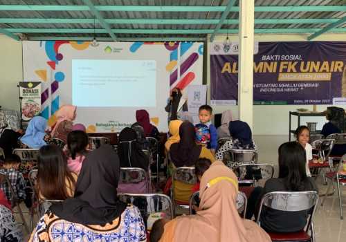 Alumni FK Unair Angkatan 2000 Gelar Bakti Sosial, Dokter Tegaskan Pemberian Asi yang Baik dapat Cegah Stunting