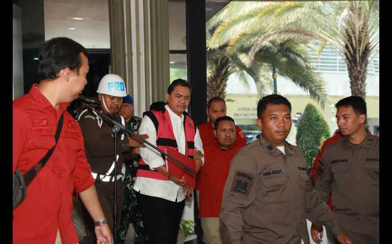 BREAKING NEWS ! Anggota BPK Achsanul Qosasi Jadi Tersangka Baru Kasus Korupsi BAKTI Kominfo