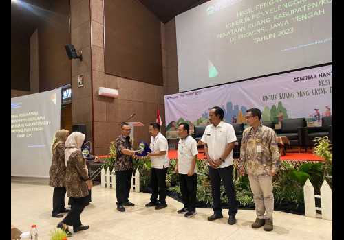 Kota Semarang Raih Juara I Pengelolaan Penataan Ruang Kabupaten/Kota Terbaik se-Jawa Tengah
