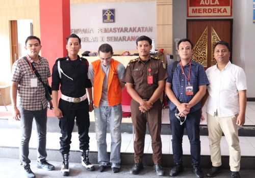 Kejari Semarang Amankan Jeremie Emanuel Ducrot Kasus Penyalahgunaan Data Palsu Keimigrasian