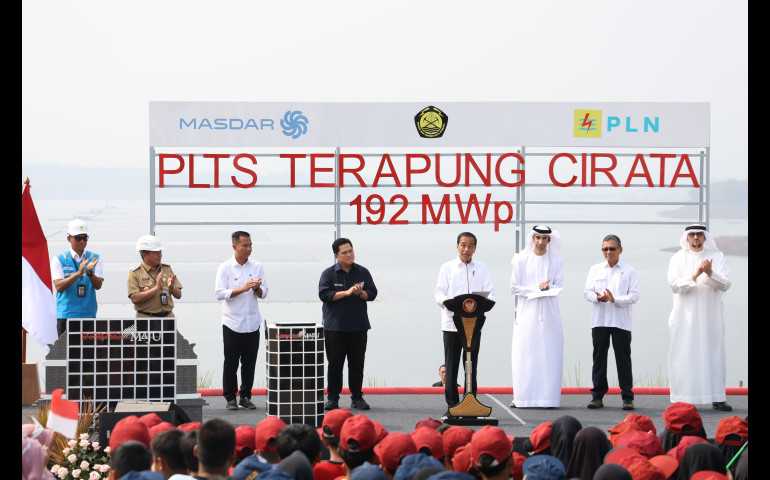 Presiden Jokowi Resmikan PLTS Terapung Cirata 192 MWp, Terbesar di Asia Tenggara