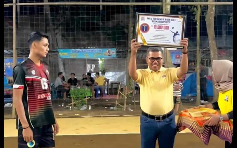 Kobarkan Semangat Juang! Ferry Wawan Cahyono Berikan Ruang Ekspresi Anak Muda dalam Turnamen Bola Voli Permadi Cup 2023