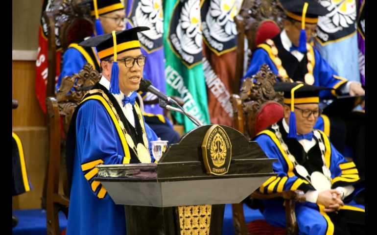 Undip Gelar Wisuda ke-172 Diikuti oleh 3.866 Wisudawan