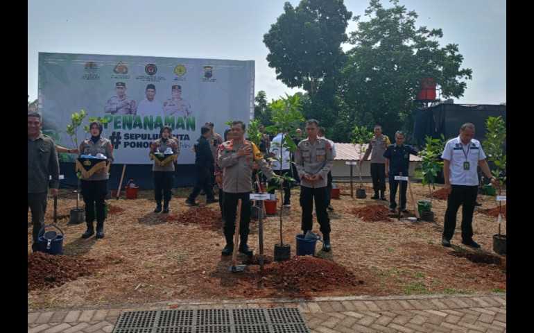 Dukung Ekonomi Hijau, Polda Jateng Laksanakan Penanaman Puluhan Ribu Pohon