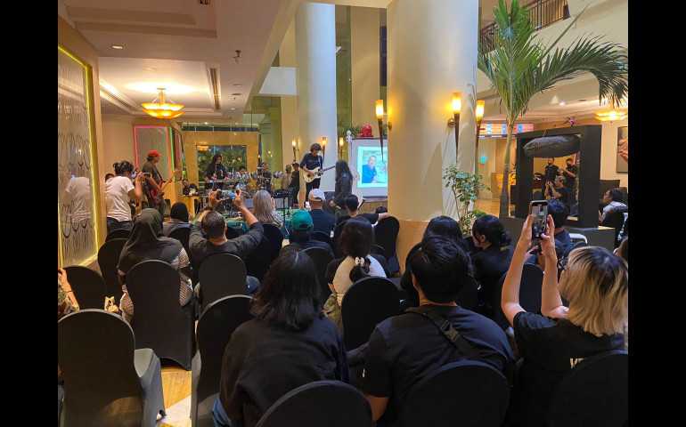 16 Band, 1 Panggung dalam Acara Amal Tribute to Pepen di Grand Candi Hotel