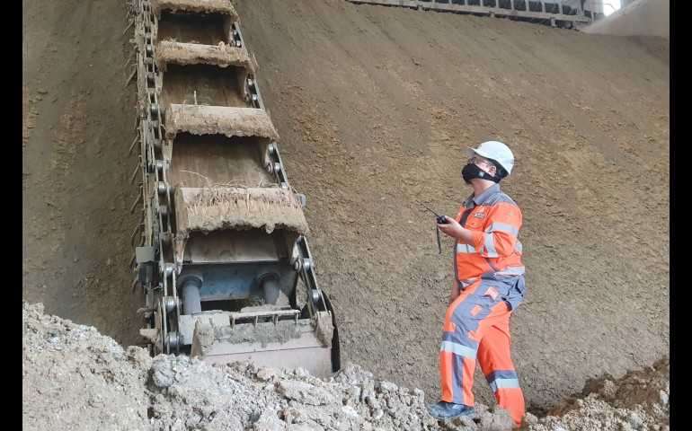 SIG Raih Prestasi Bersejarah dengan Hak Paten Produksi White Clay di Indonesia