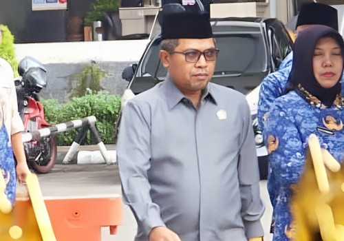 Waket DPRD Jawa Tengah Ferry Wawan CahyonoApresiasi Pemkab Kebumen : Raih Penghargaan Kematangan UKPBJ Proaktif
