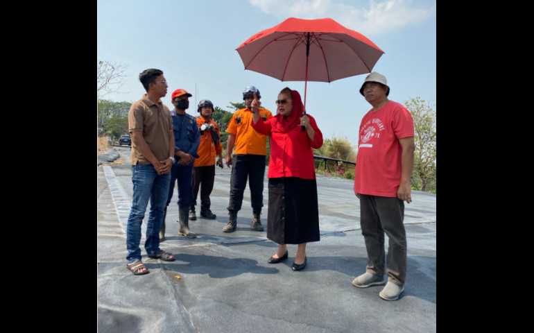 Tegas! Mbak Ita Ingatkan Masyarakat untuk Hindari Pembakaran Ilalang & Sampah