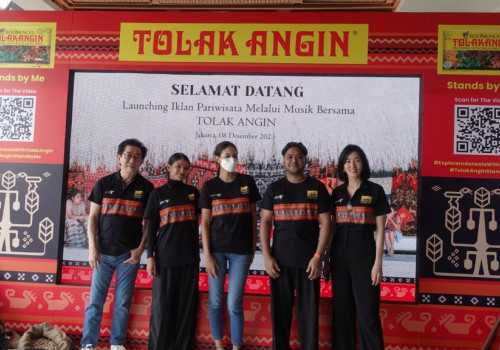 Sido Muncul Luncurkan Iklan Pariwisata Sumba Timur ke Mancanegara