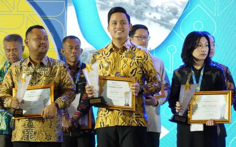 Kabupaten Kendal Terima Penghargaan Terbaik Dari Kemenperin Kategori Pemanfaatan Kawasan Peruntukan Industri