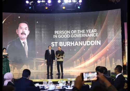 Jaksa Agung ST Burhanuddin Dianugrahi Penghargaan Person of The Year in Good Governance oleh CNBC Indonesia