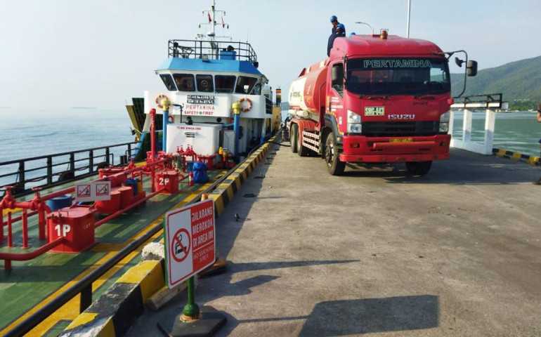 Antisipasi Cuaca Ekstrim, Pertamina Build Up Stock BBM di Karimun Jawa
