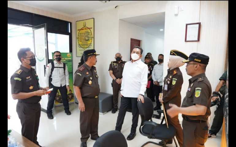 Kunjungan ke Batam, Jaksa Agung Burhanuddin Minta Antisipasi Kejahatan Lintas Negara