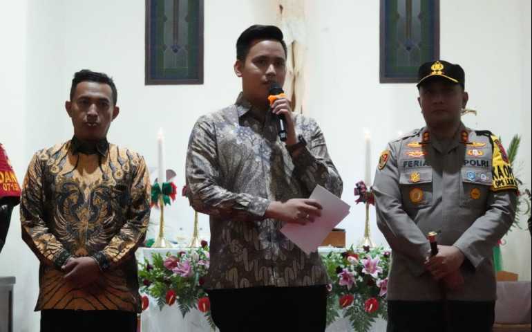 Bupati Kendal Kunjungi Gereja Santo Martinus Didesa Weleri Kendal
