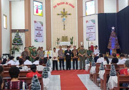 Sekda Kendal Melaksanakan Silaturahim ke Jemaat Gereja di Kabupaten Kendal