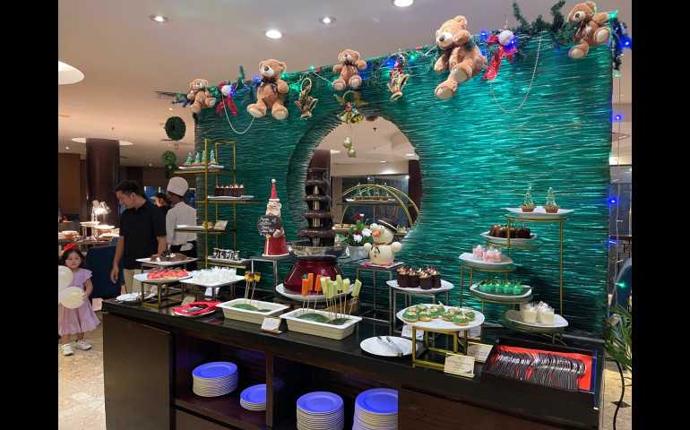 The Gallery Restaurant Hotel Ciputra Semarang Meriahkan Natal dengan Christmas Dinner & Christmas Brunch