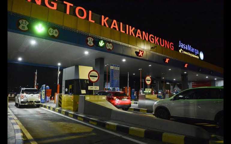 Usai Libur Nataru, 38 Ribu Kendaraan Melintas di GT Kalikangkung